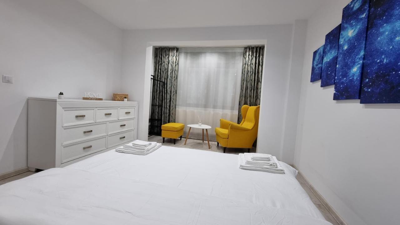 Stone Bridge Apartment Iasi Eksteriør billede
