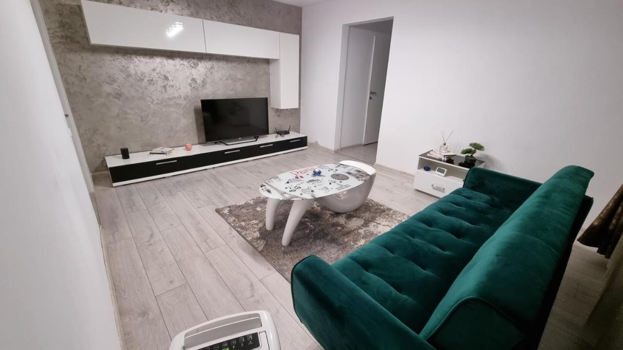 Stone Bridge Apartment Iasi Eksteriør billede